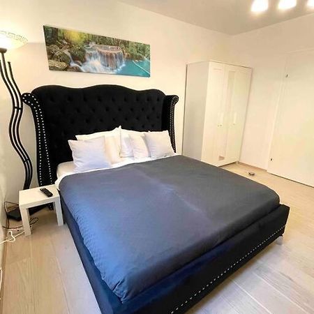 Ein Traum Im Leechwald Naehe Lkh Apartment Graz Bagian luar foto